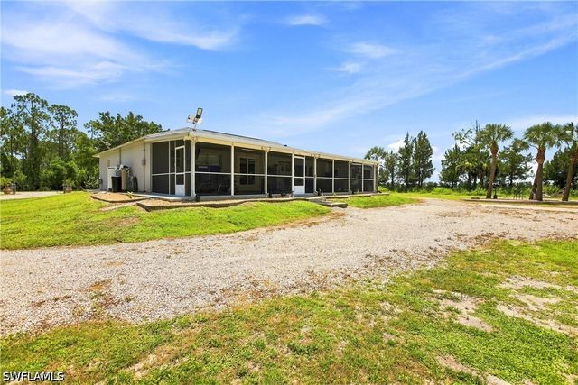4225 16th ST NE, Naples, FL 34120