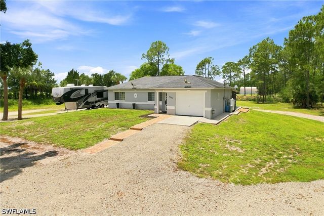 4225 16th ST NE, Naples, FL 34120
