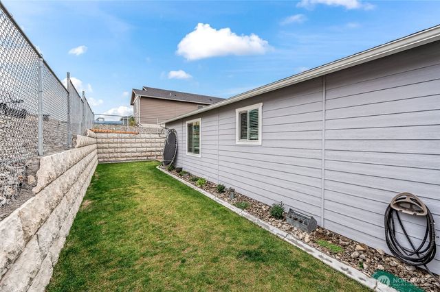 2205 SE Marlette Road, East Wenatchee, WA 98802