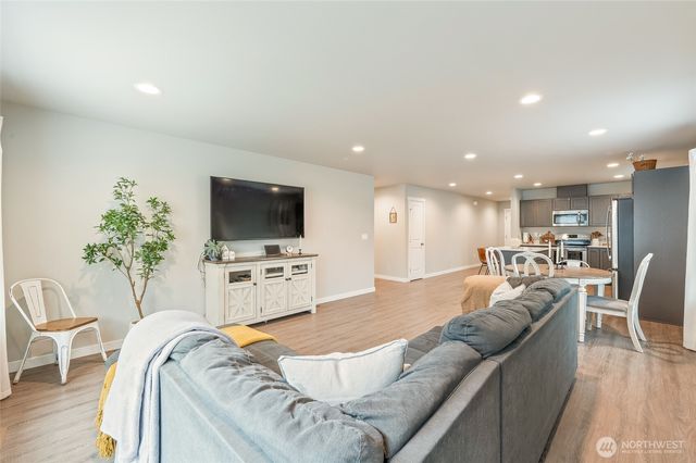 2205 SE Marlette Road, East Wenatchee, WA 98802