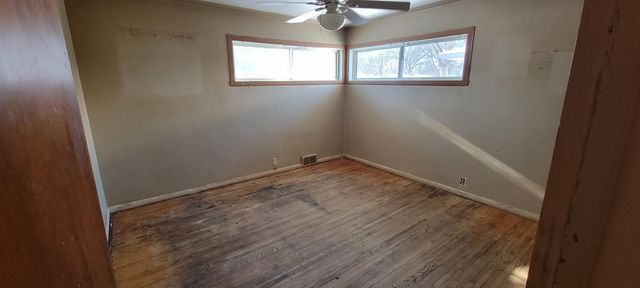 301 21st Avenue N, Fargo, ND 58102