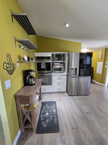 5192 Amy Lane, Fort Pierce, FL 34946