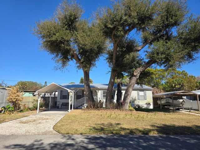 5192 Amy Lane, Fort Pierce, FL 34946