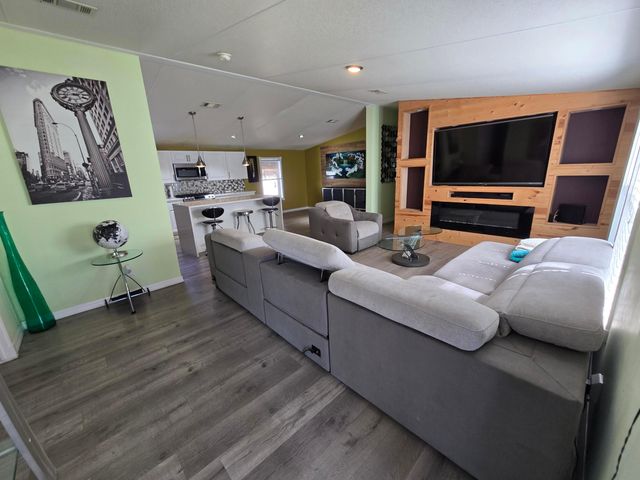 5192 Amy Lane, Fort Pierce, FL 34946