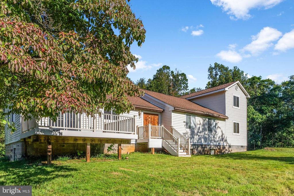 5312 WASHWRIGHT RD, Hume, VA 22639