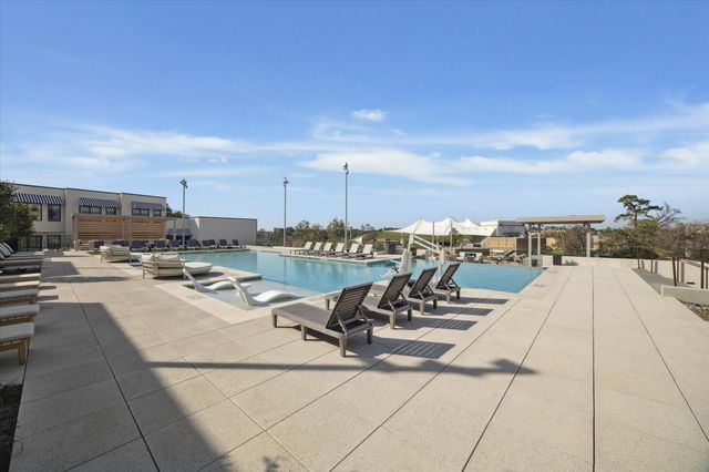 1 Riva Row 406, The Woodlands, TX 77380