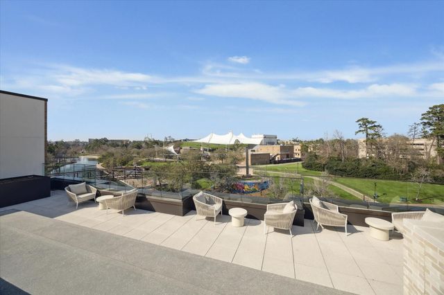 1 Riva Row 406, The Woodlands, TX 77380