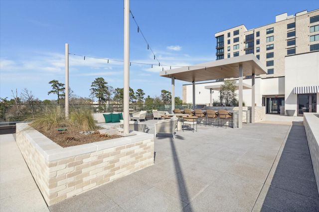 1 Riva Row 406, The Woodlands, TX 77380