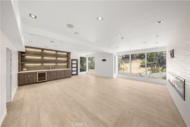 6358 La Rocha, Los Angeles, CA 90068