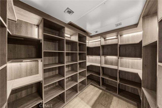 6358 La Rocha, Los Angeles, CA 90068