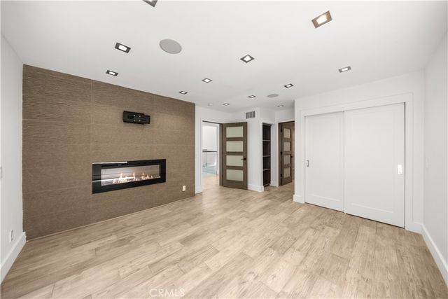 6358 La Rocha, Los Angeles, CA 90068