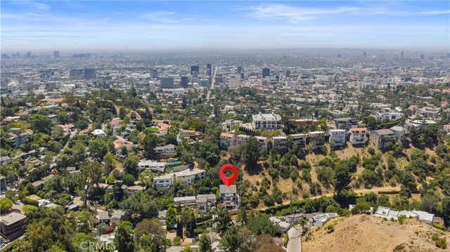 6358 La Rocha, Los Angeles, CA 90068