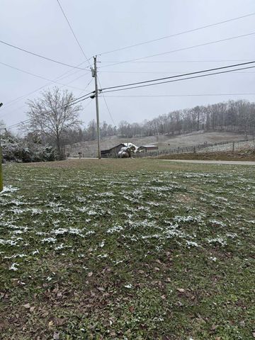 224 KY-746, Frenchburg, KY 40322