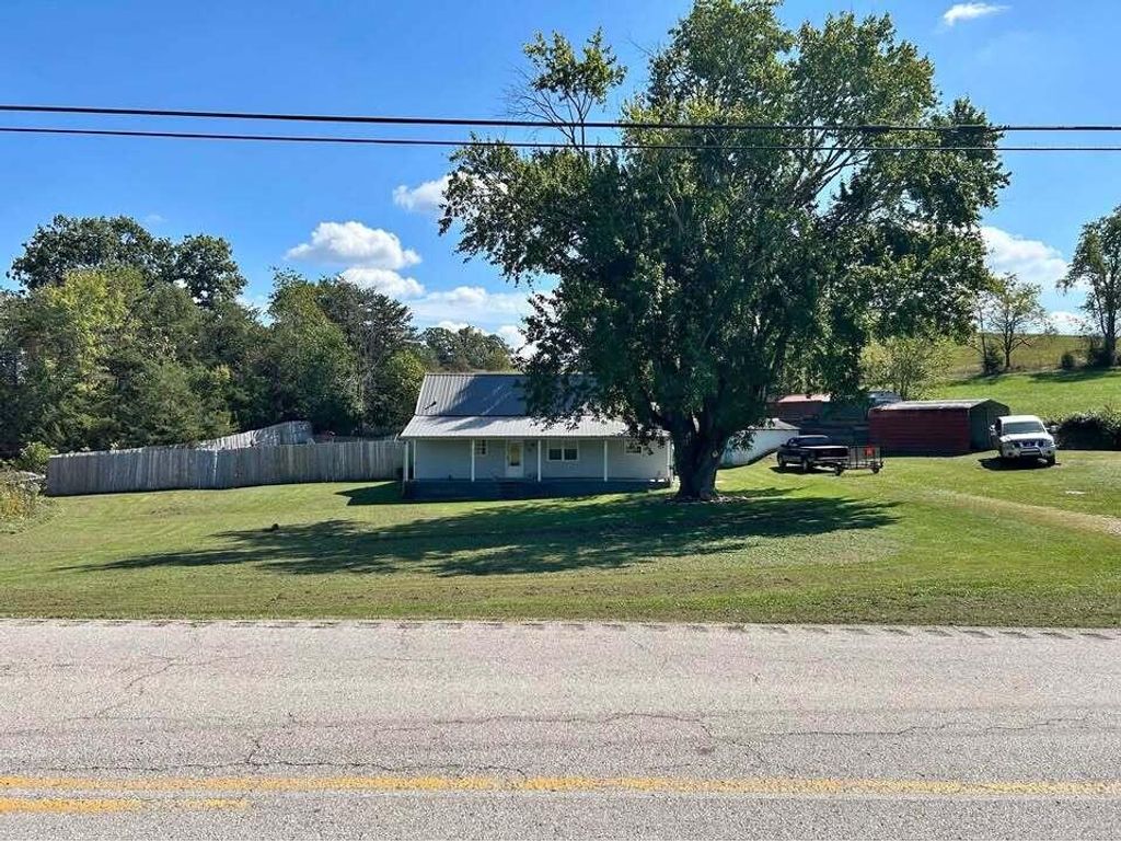 224 KY-746, Frenchburg, KY 40322