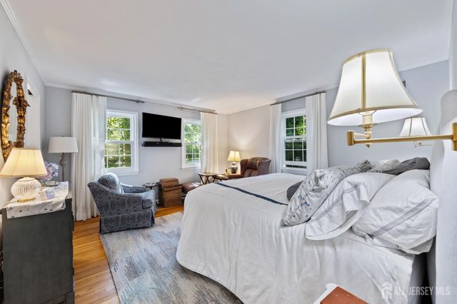 11 Beechtree Lane, Plainsboro, NJ 08536