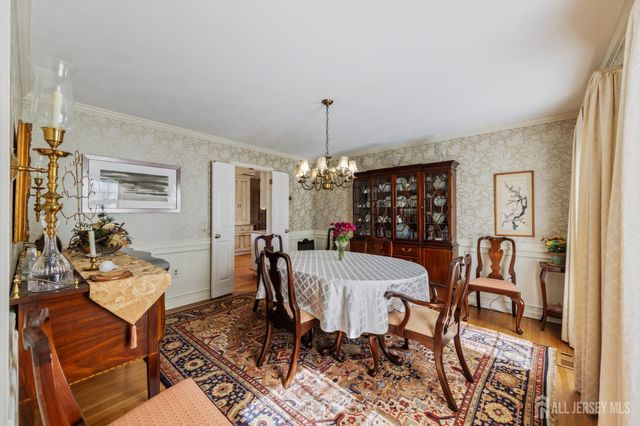 11 Beechtree Lane, Plainsboro, NJ 08536