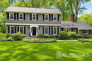 11 Beechtree Lane, Plainsboro, NJ 08536