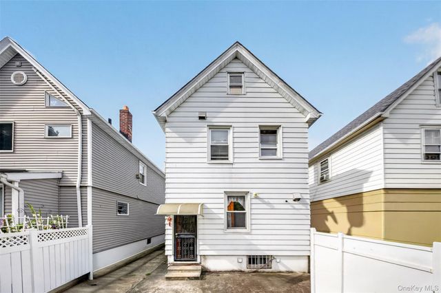 7129 Manse Street, Forest Hills, NY 11375