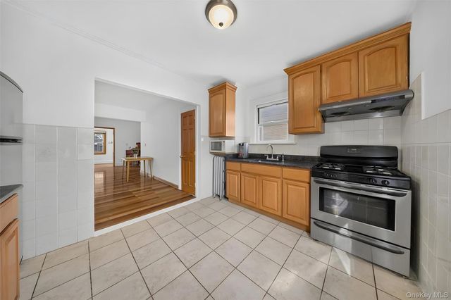 7129 Manse Street, Forest Hills, NY 11375