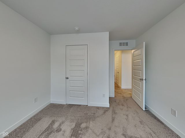 11827 Moorfield Lane, Indianapolis, IN 46235