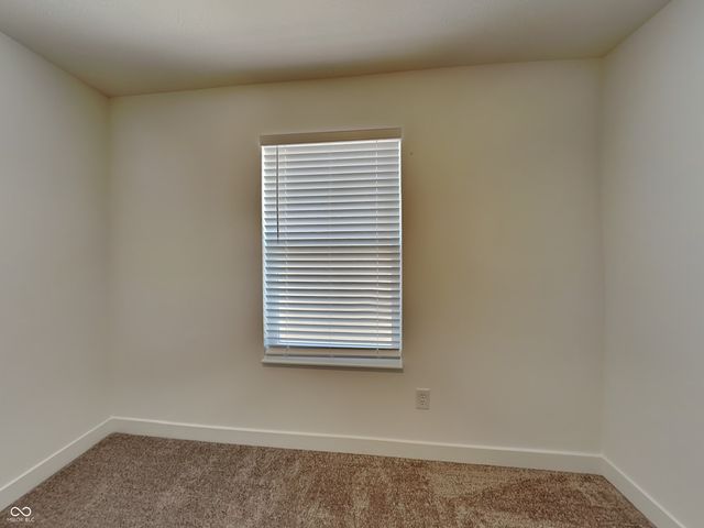 11827 Moorfield Lane, Indianapolis, IN 46235