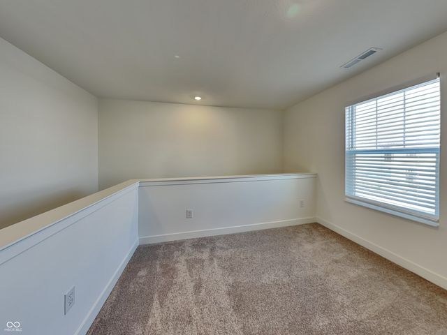 11827 Moorfield Lane, Indianapolis, IN 46235