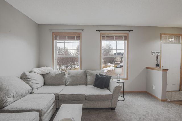 11316 Fergus Street NE E, Blaine, MN 55449