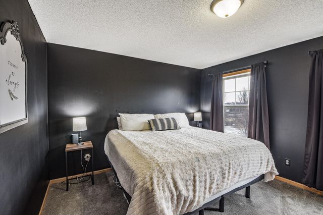 11316 Fergus Street NE E, Blaine, MN 55449