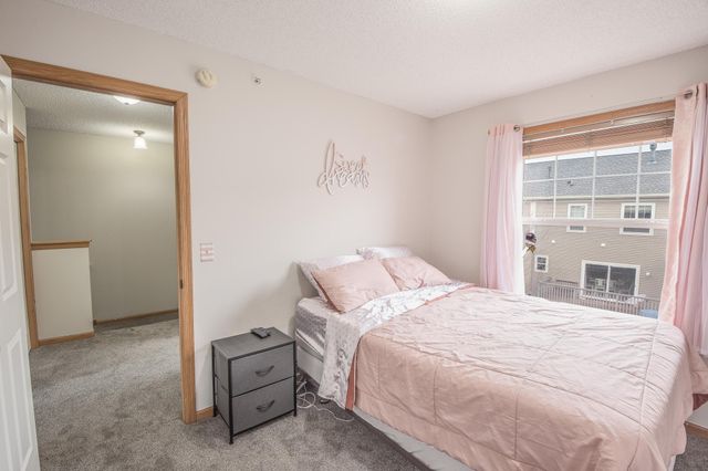 11316 Fergus Street NE E, Blaine, MN 55449