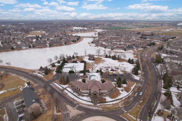 11316 Fergus Street NE E, Blaine, MN 55449