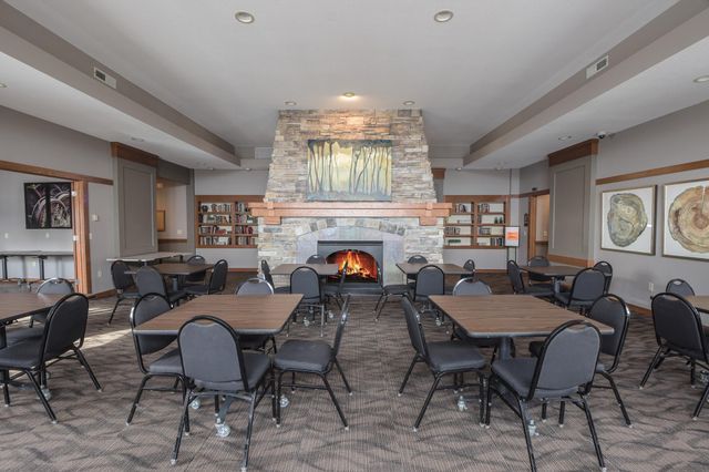 11316 Fergus Street NE E, Blaine, MN 55449