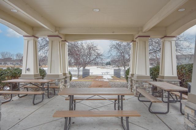 11316 Fergus Street NE E, Blaine, MN 55449