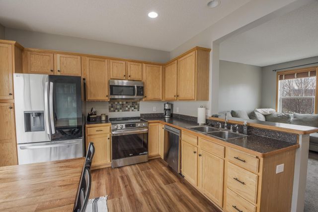 11316 Fergus Street NE E, Blaine, MN 55449