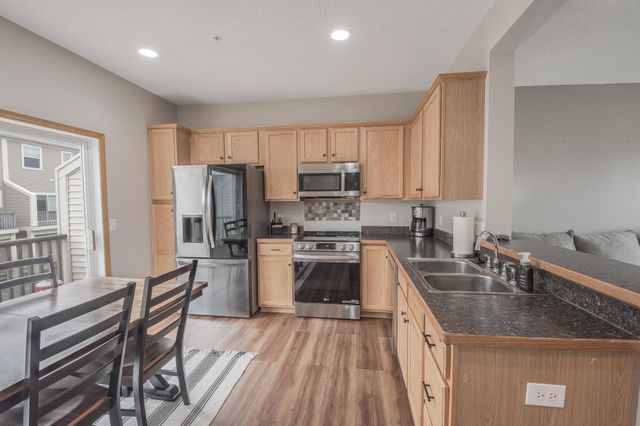 11316 Fergus Street NE E, Blaine, MN 55449