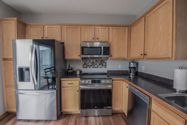 11316 Fergus Street NE E, Blaine, MN 55449