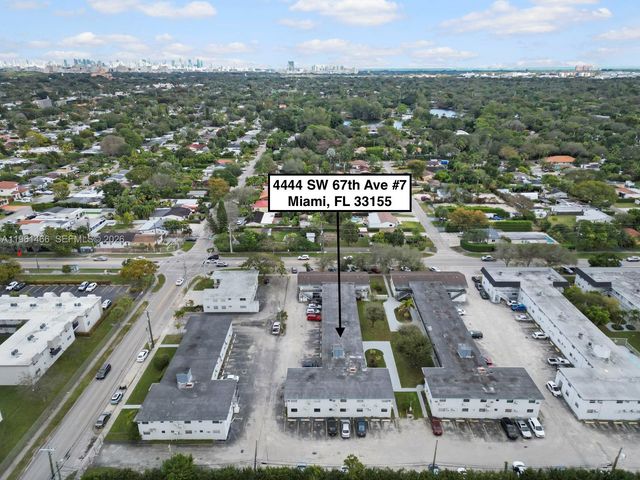 4444 SW 67th Ave 7, Miami, FL 33155