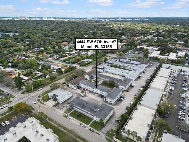 4444 SW 67th Ave 7, Miami, FL 33155