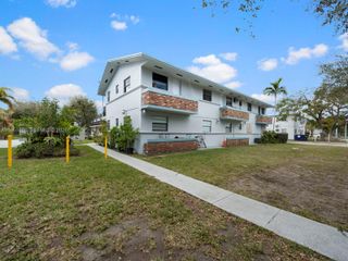 4444 SW 67th Ave 7, Miami, FL 33155