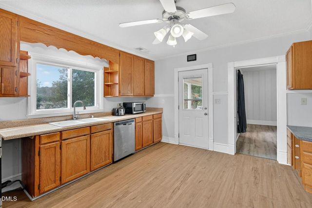 3744 Russell Road, Graham, NC 27253