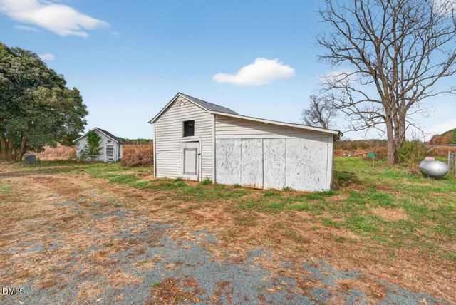 3744 Russell Road, Graham, NC 27253