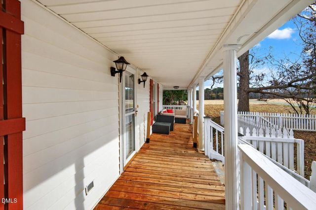 3744 Russell Road, Graham, NC 27253