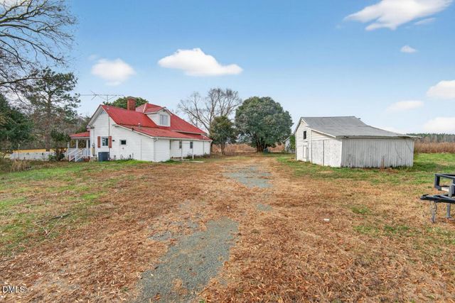 3744 Russell Road, Graham, NC 27253