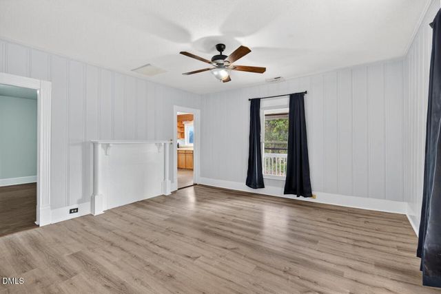 3744 Russell Road, Graham, NC 27253