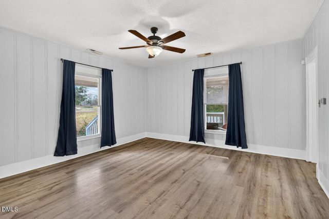 3744 Russell Road, Graham, NC 27253