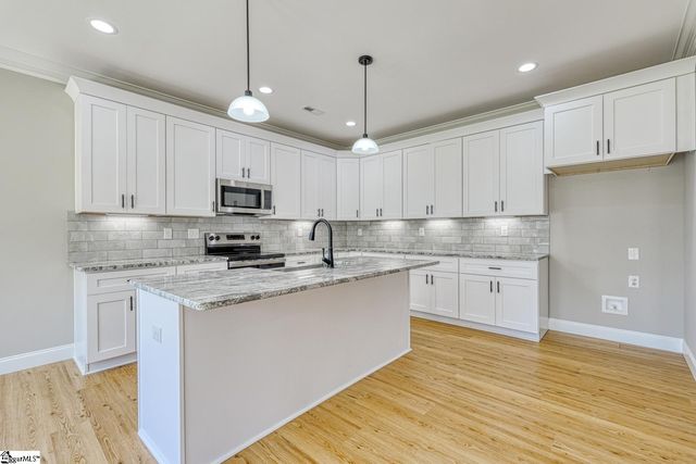 761 Ruby Golightly Drive, Inman, SC 29349