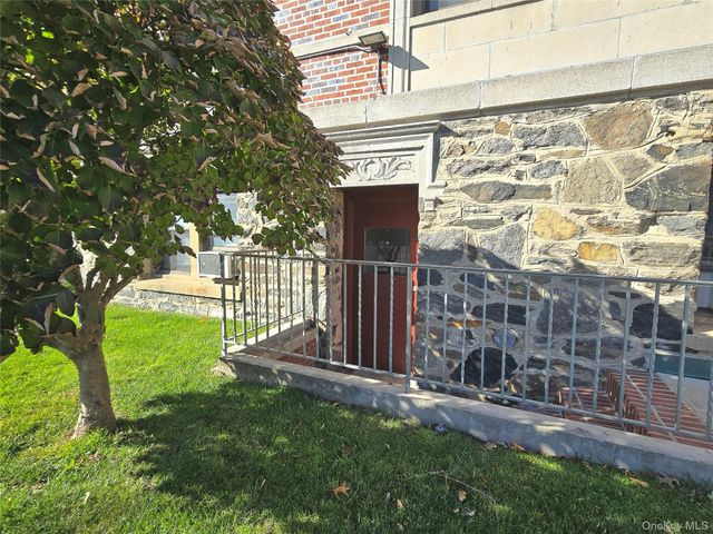 604 Tompkins Avenue 1A, Mamaroneck, NY 10543