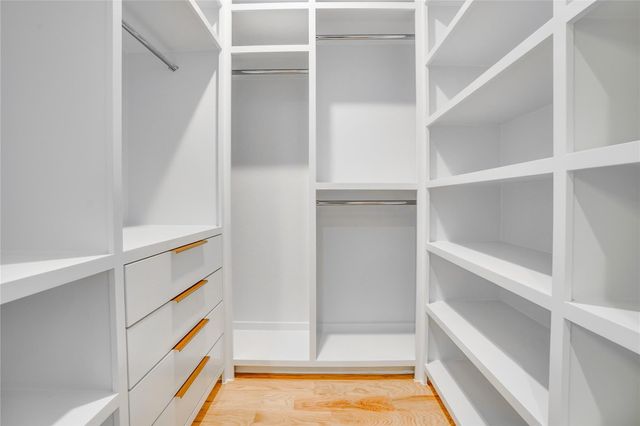 3321 Walchard Court, Dallas, TX 75229