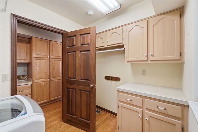 6820 Rhineview Court, Miami Twp, OH 45459