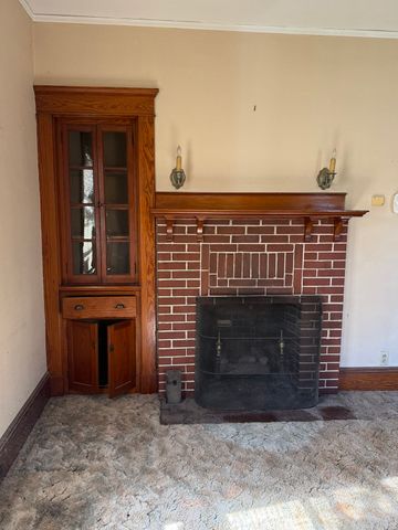381 Slocum Rd, Dartmouth, MA 02747