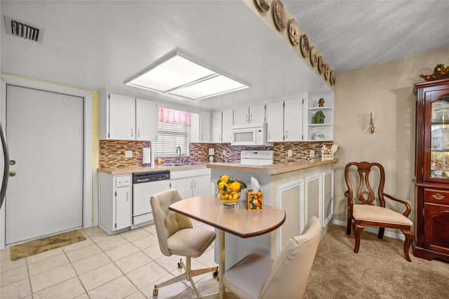 3800 E SILVER SPRINGS BOULEVARD 10, Ocala, FL 34470